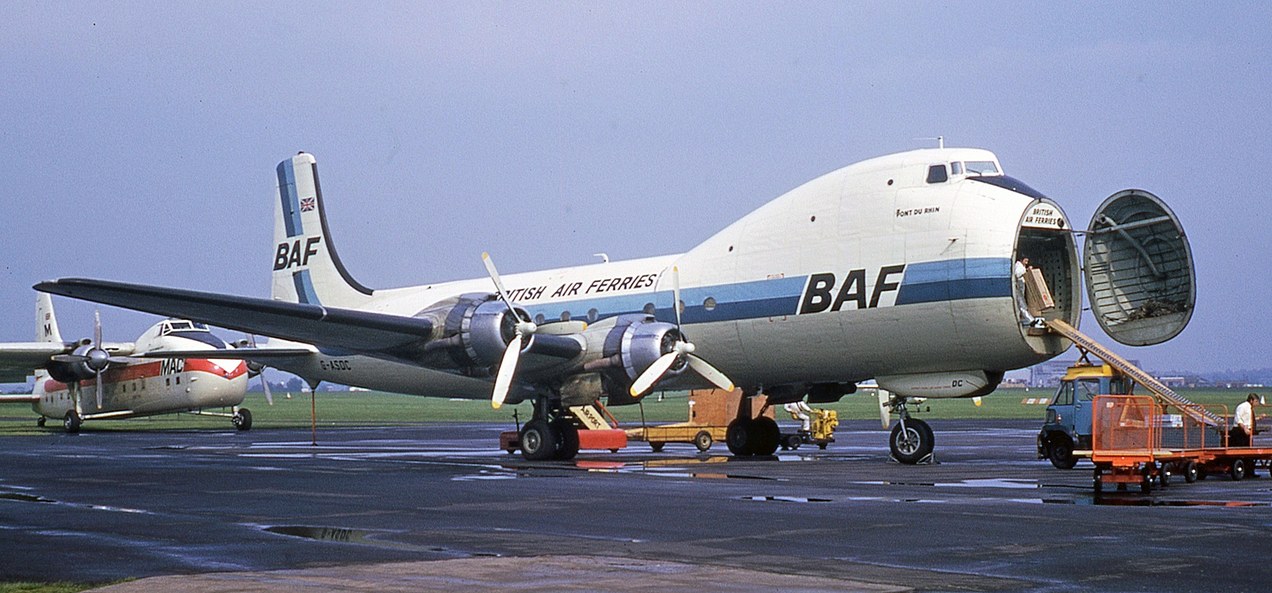 Photo of G-ASDC by Roger Syratt