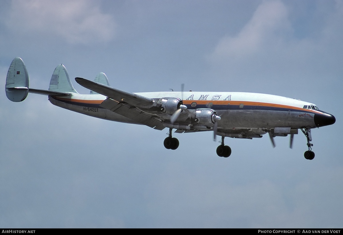 Aircraft Photo of HI-542CT | Lockheed L-1049H/06 Super Constellation | AMSA - Aerolíneas Mundo | AirHistory.net #1