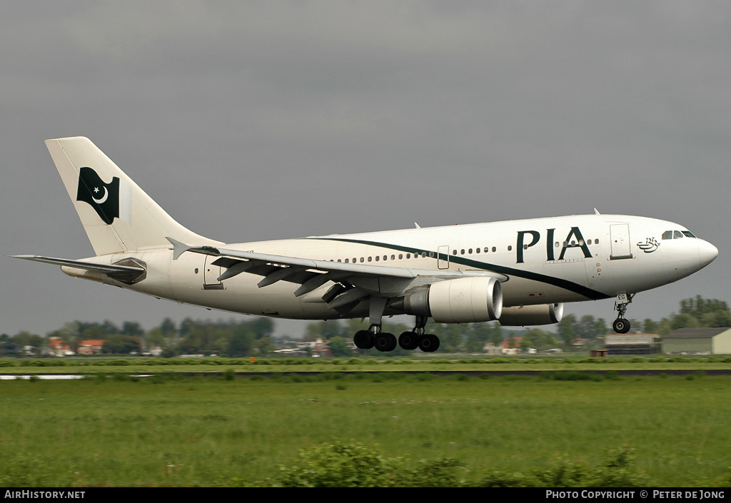 Aircraft Photo of AP-BEG | Airbus A310-308 | Pakistan International Airlines - PIA | AirHistory.net #270