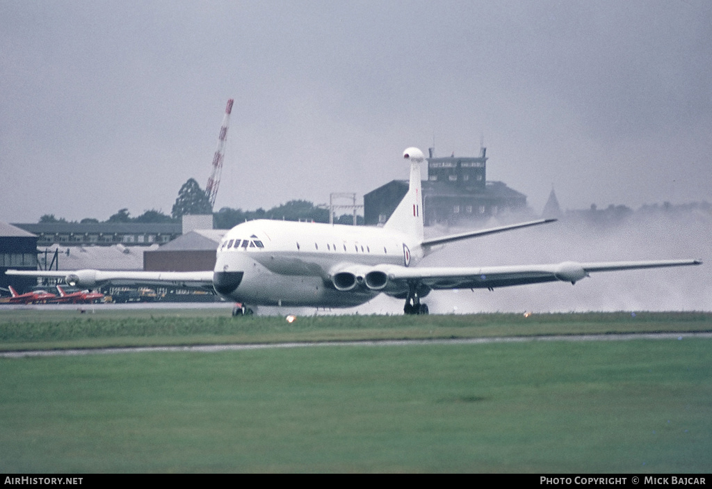 Aircraft Photo of XV241 | Hawker Siddeley Nimrod MR1 | UK - Air Force | AirHistory.net #522