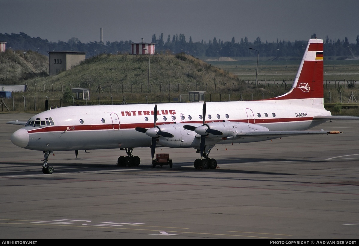 Aircraft Photo of D-AOAP | Ilyushin Il-18D | Interflug | AirHistory.net #562