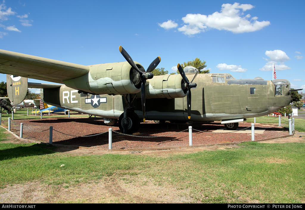 Aircraft Photo of 44-41916 / 441916 | Consolidated B-24M Liberator | USA - Air Force | AirHistory.net #839