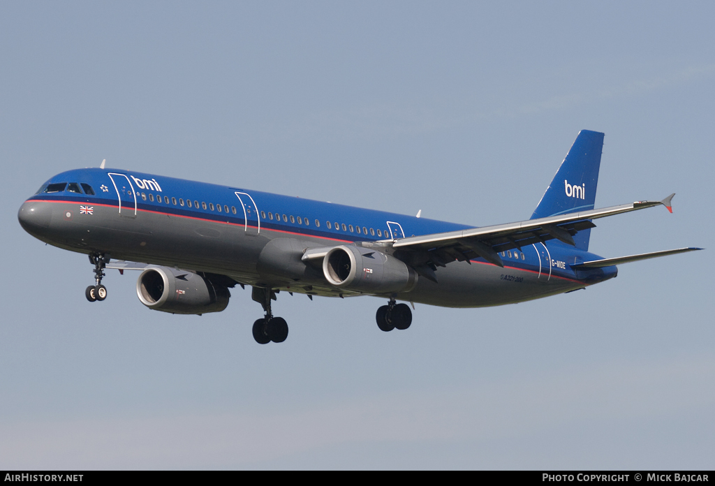 Aircraft Photo of G-MIDE | Airbus A321-231 | BMI - British Midland International | AirHistory.net #967