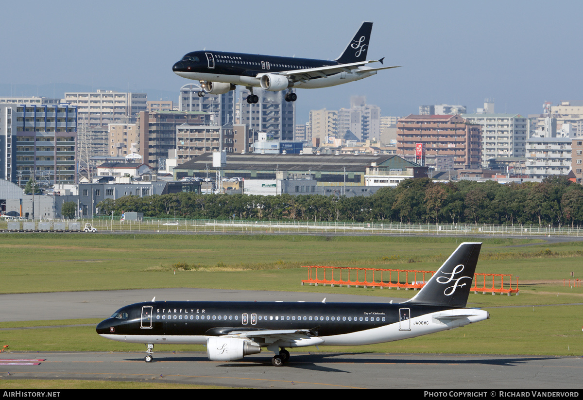 Aircraft Photo of JA06MC | Airbus A320-214 | StarFlyer | AirHistory.net #1231