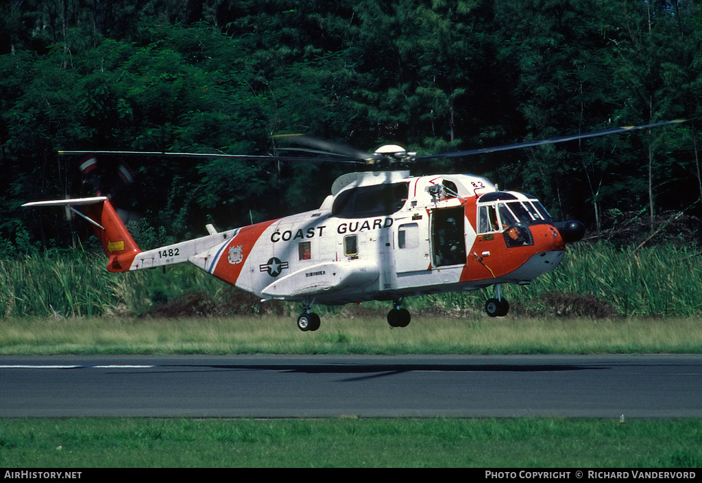 Aircraft Photo of 1482 | Sikorsky HH-3F Pelican (S-61R) | USA - Coast Guard | AirHistory.net #1280