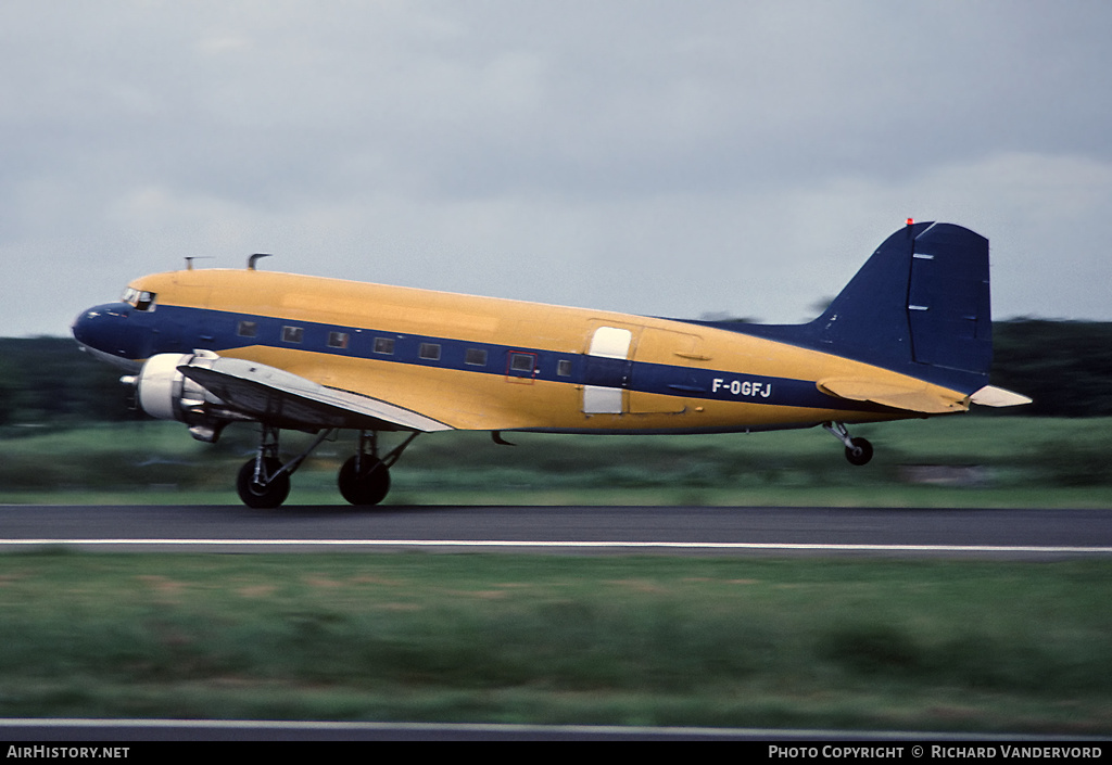 Aircraft Photo of F-OGFJ | Douglas C-47 Skytrain | Air Martinique | AirHistory.net #1342