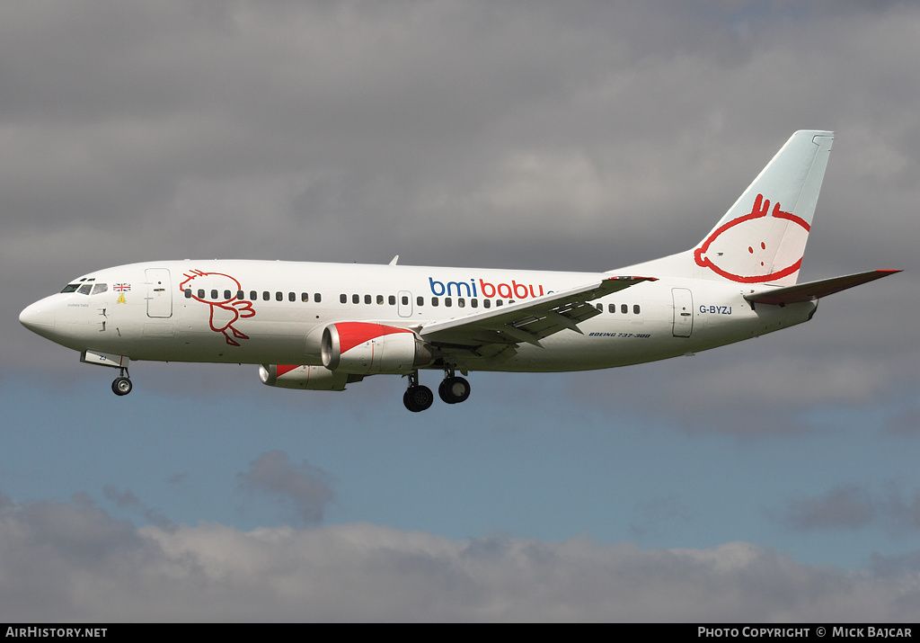 Aircraft Photo of G-BYZJ | Boeing 737-3Q8 | Bmibaby | AirHistory.net #1665