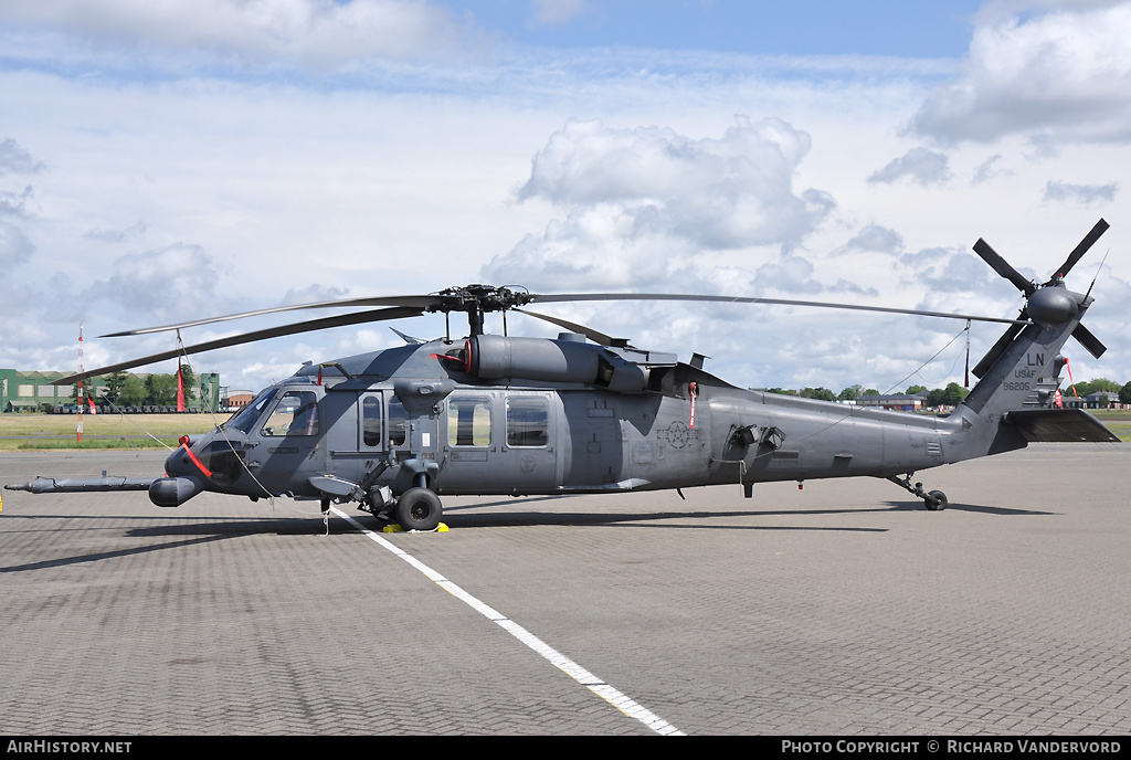 Aircraft Photo of 89-26205 / 96205 | Sikorsky HH-60G Pave Hawk (S-70A) | USA - Air Force | AirHistory.net #1849