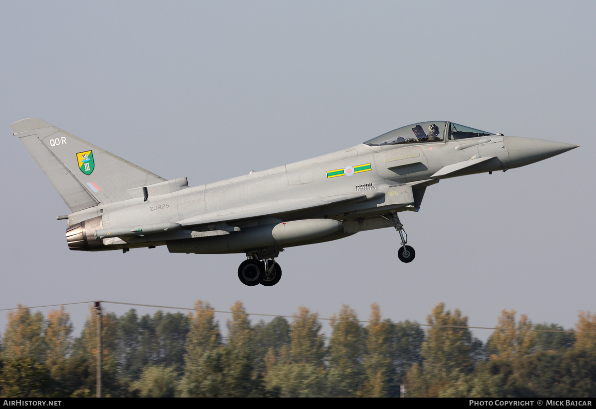 Aircraft Photo of ZJ925 | Eurofighter EF-2000 Typhoon FGR4 | UK - Air Force | AirHistory.net #1977