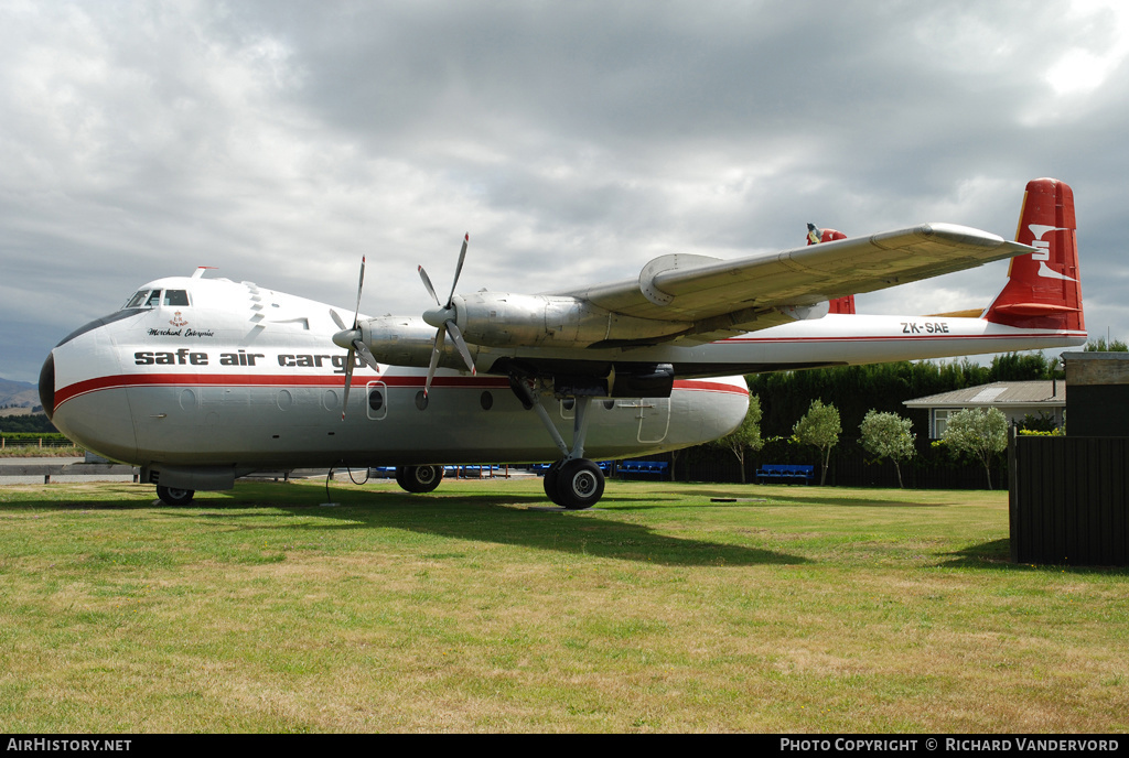 Aircraft Photo of ZK-SAE | Armstrong Whitworth AW-650 Argosy 222 | SAFE Air Cargo - Straits Air Freight Express | AirHistory.net #2014