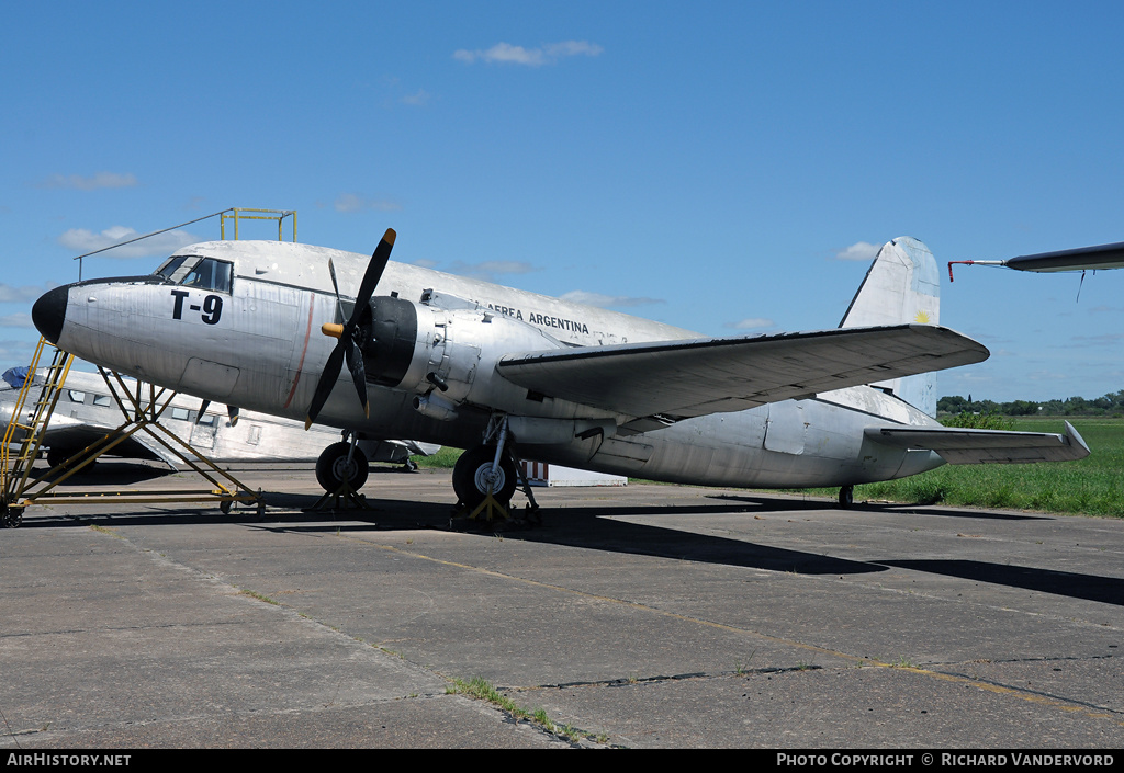 Aircraft Photo of T-9 | Vickers 615 Viking 1B | Argentina - Air Force | AirHistory.net #2104