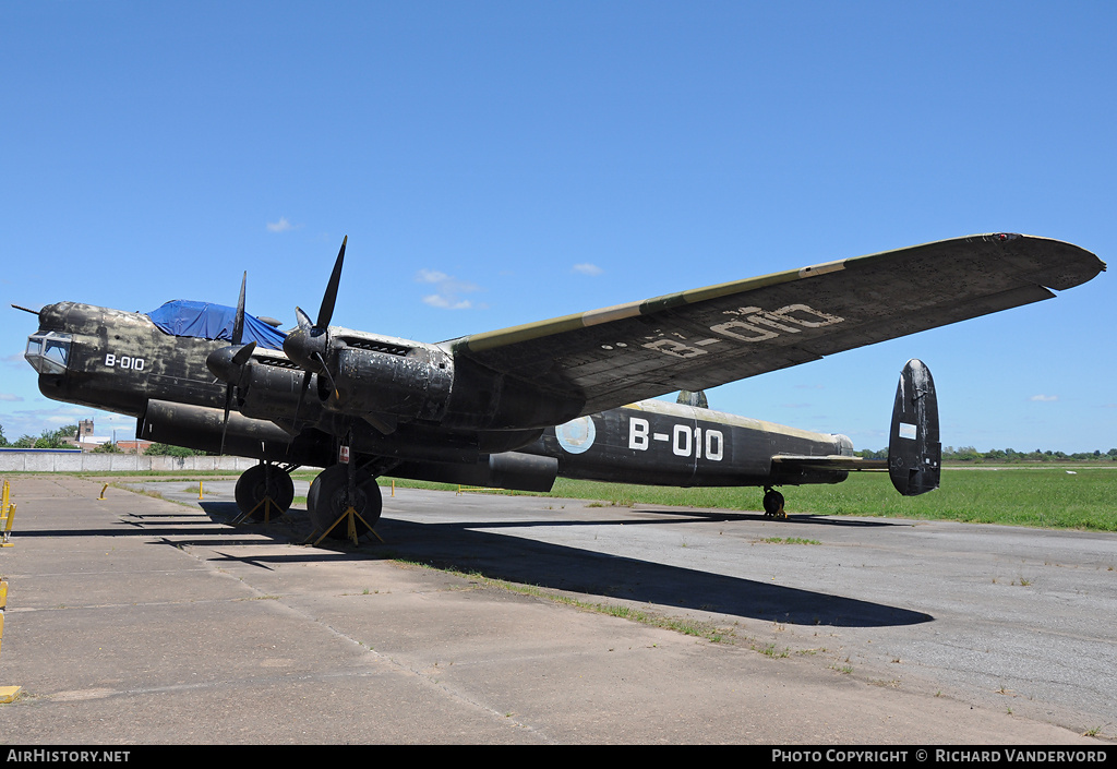 Aircraft Photo of B-010 | Avro 694 Lincoln B2 | Argentina - Air Force | AirHistory.net #2107