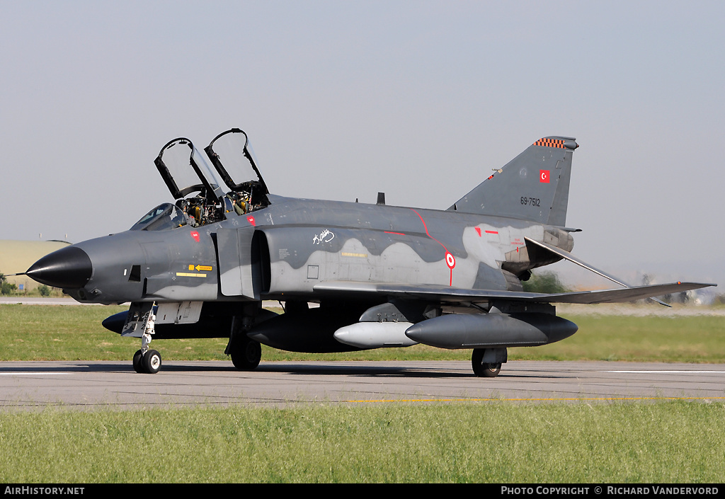 Aircraft Photo of 69-7512 | McDonnell Douglas RF-4E/TM Phantom II | Turkey - Air Force | AirHistory.net #2173