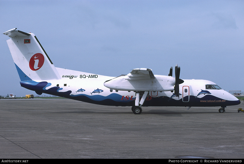 Aircraft Photo of 8Q-AMD | De Havilland Canada DHC-8-202 Dash 8 | Island Aviation Services | AirHistory.net #2423