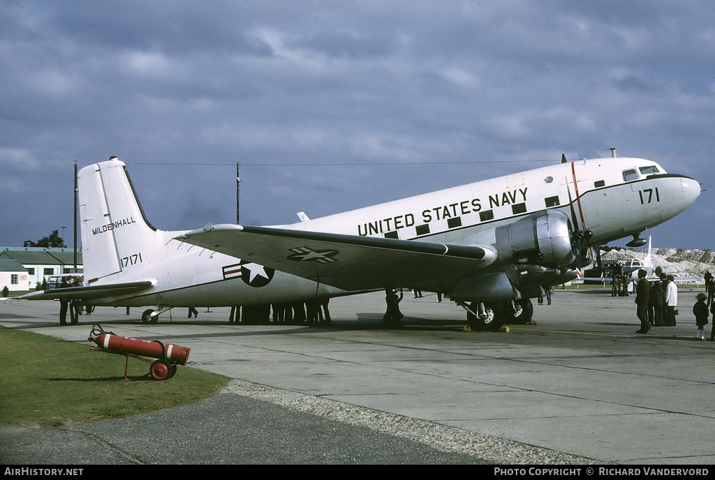 Aircraft Photo of 17171 | Douglas C-117D (DC-3S) | USA - Navy | AirHistory.net #2605