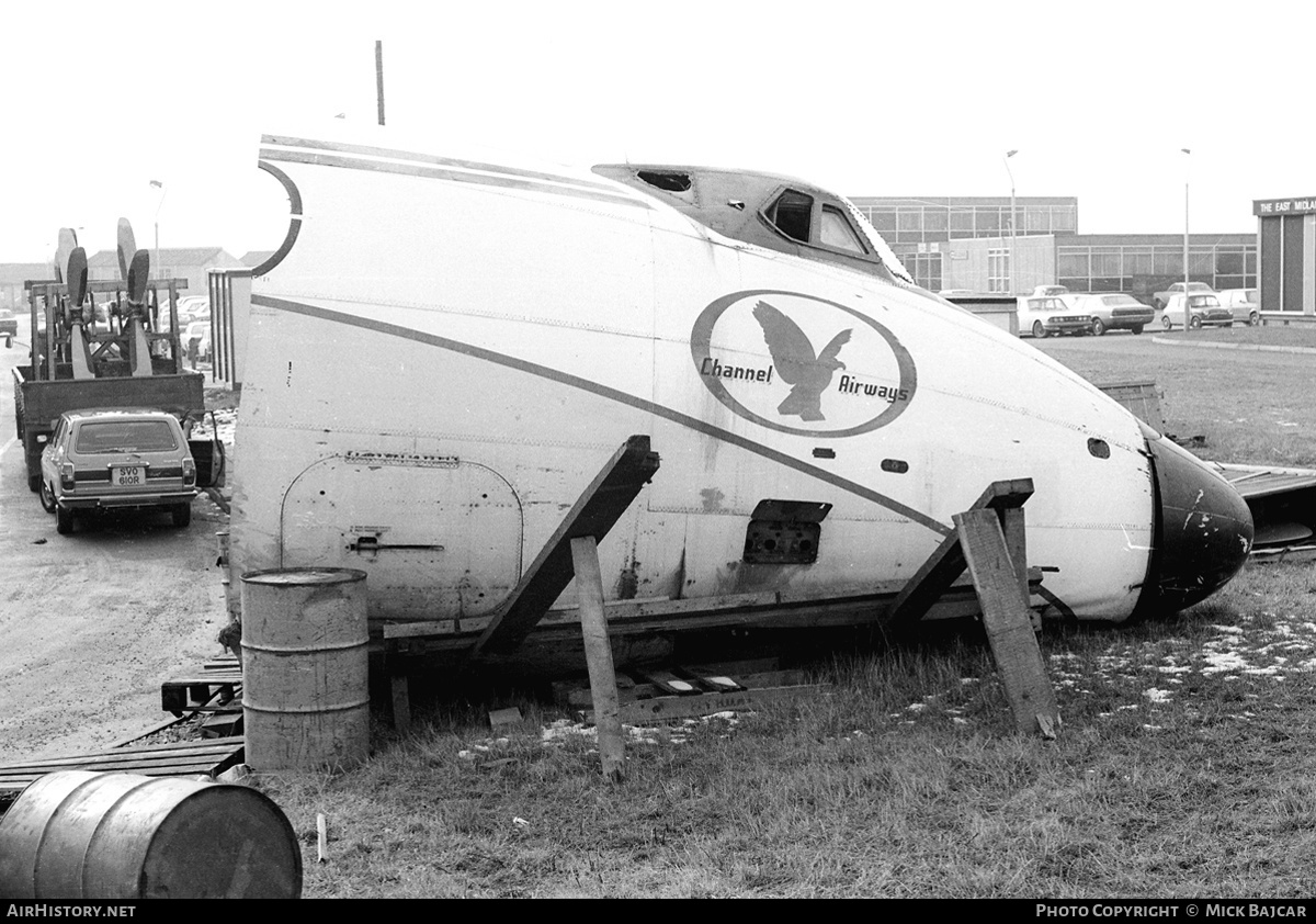 Aircraft Photo of G-ATUE | Vickers 812 Viscount | Channel Airways | AirHistory.net #2757