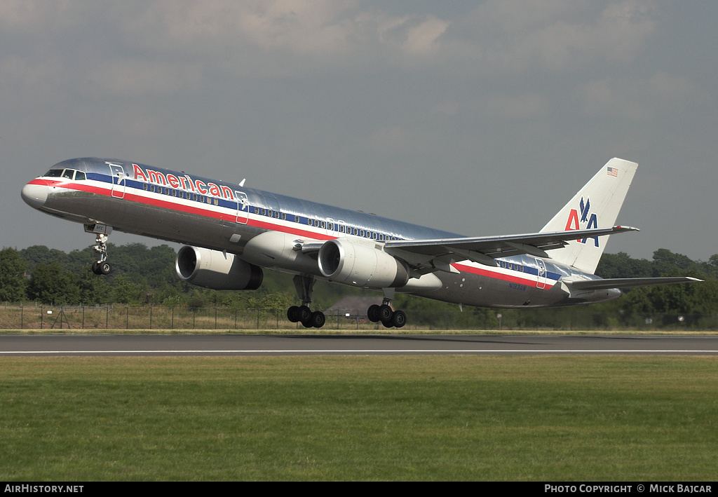 Aircraft Photo of N193AN | Boeing 757-223 | American Airlines | AirHistory.net #2773