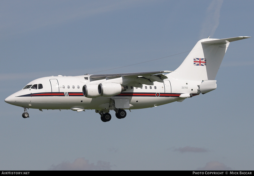 Aircraft Photo of ZE700 | British Aerospace BAe-146 CC.2 | UK - Air Force | AirHistory.net #3134