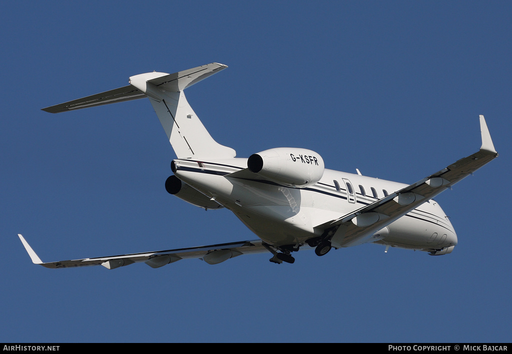 Aircraft Photo of G-KSFR | Bombardier Challenger 300 (BD-100-1A10) | AirHistory.net #3180