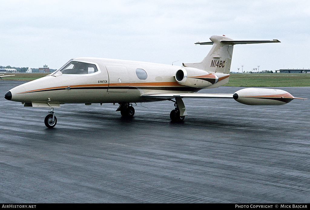 Aircraft Photo of N14BC | Lear Jet 24B | Syntek | AirHistory.net #3427