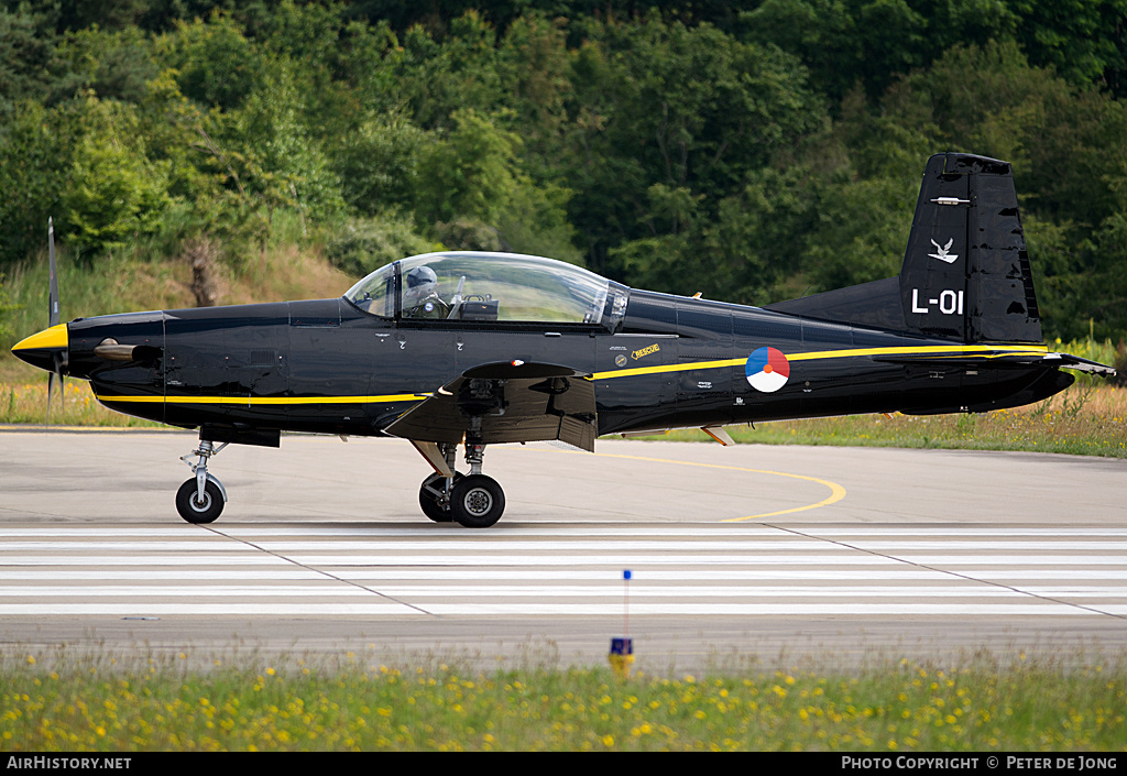 Aircraft Photo of L-01 | Pilatus PC-7 | Netherlands - Air Force | AirHistory.net #3449