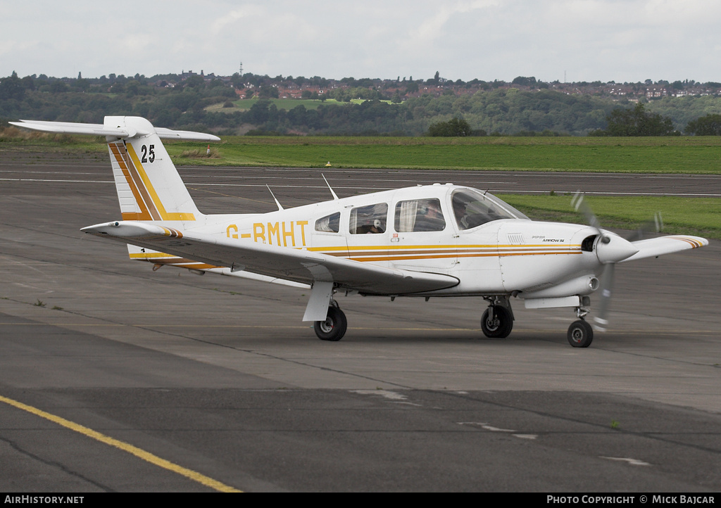 Aircraft Photo of G-BMHT | Piper PA-28RT-201T Turbo Arrow IV | AirHistory.net #3559