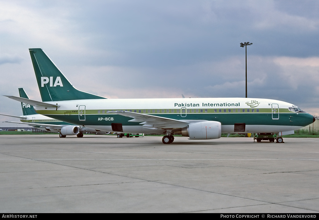 Aircraft Photo of AP-BCB | Boeing 737-340 | Pakistan International Airlines - PIA | AirHistory.net #3752