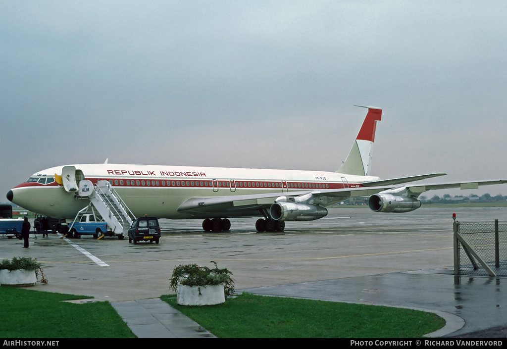 Aircraft Photo of PK-PJQ | Boeing 707-3M1C | Republik Indonesia | AirHistory.net #3757