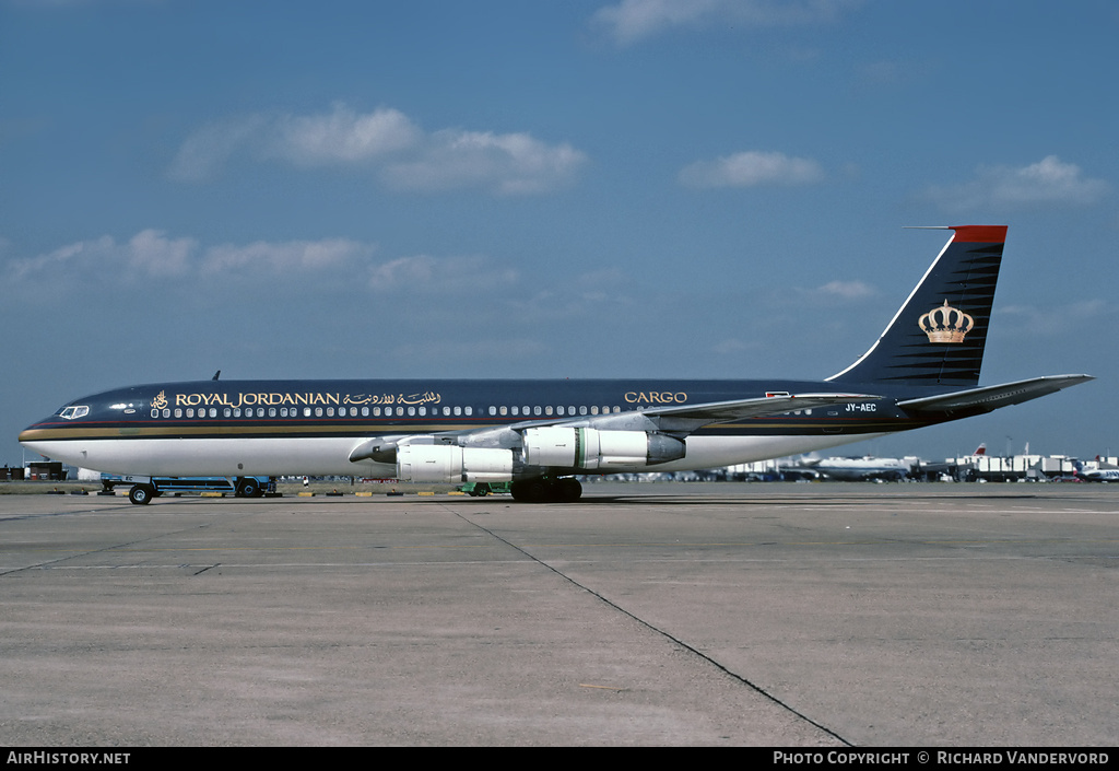 Aircraft Photo of JY-AEC | Boeing 707-384C | Royal Jordanian Airlines Cargo | AirHistory.net #3762