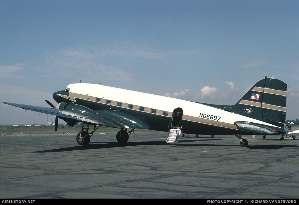 Aircraft Photo of N66697 | Douglas DC-3(C) | GLC - Great Lakes Carbon Corp. | AirHistory.net #4005