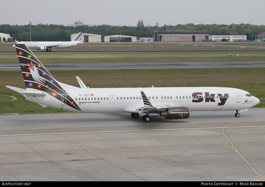 Aircraft Photo of TC-SKP | Boeing 737-94X/ER | Sky Airlines | AirHistory.net #4041