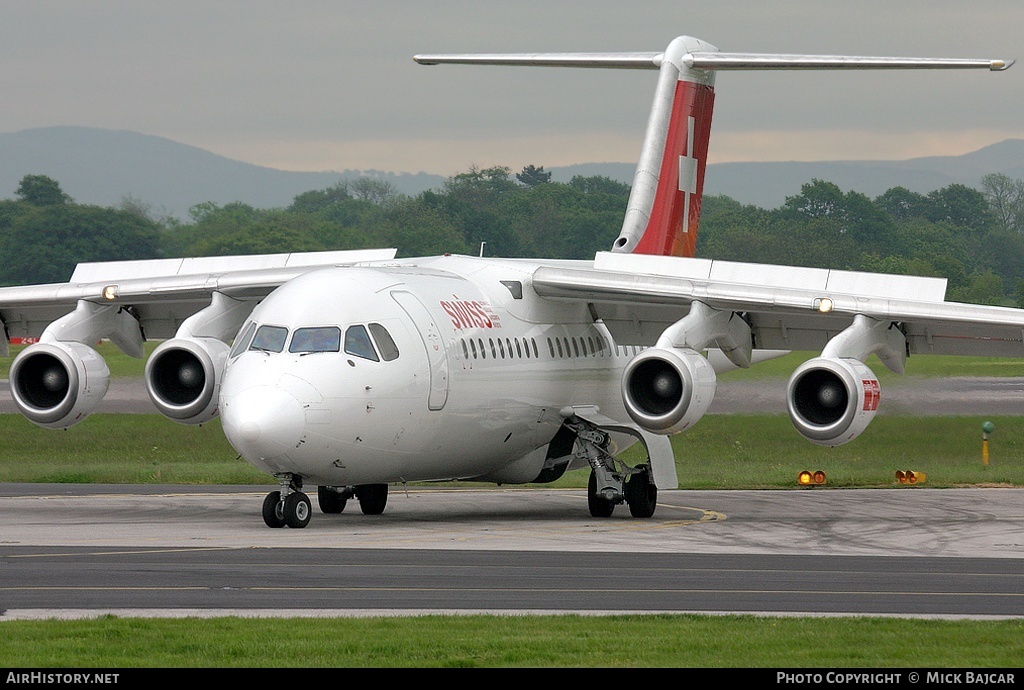 Aircraft Photo of HB-IXO | British Aerospace Avro 146-RJ100 | Swiss International Air Lines | AirHistory.net #4318