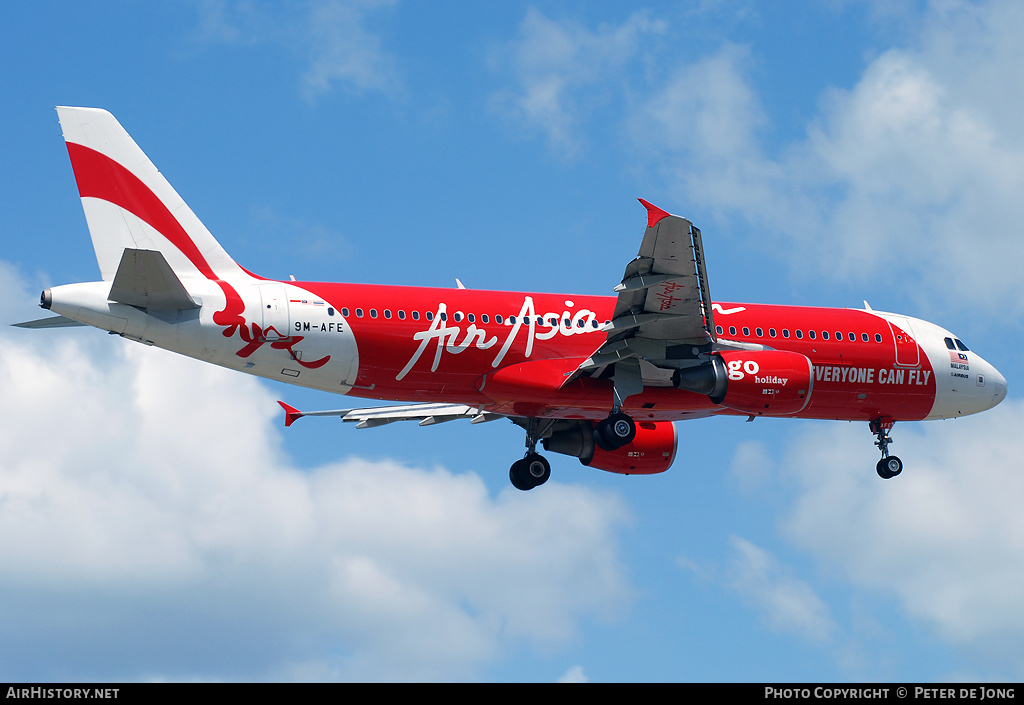 Aircraft Photo of 9M-AFE | Airbus A320-214 | AirAsia | AirHistory.net #4326