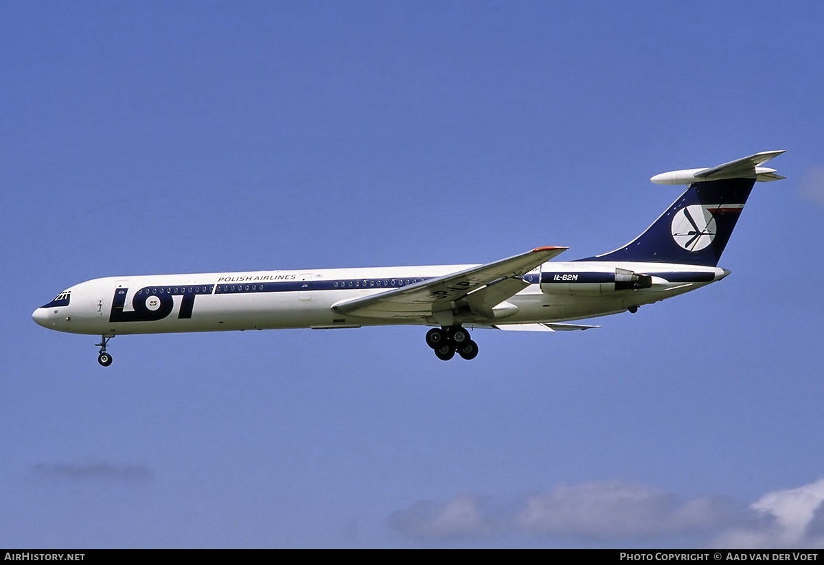 Aircraft Photo of SP-LBF | Ilyushin Il-62M | LOT Polish Airlines - Polskie Linie Lotnicze | AirHistory.net #4457