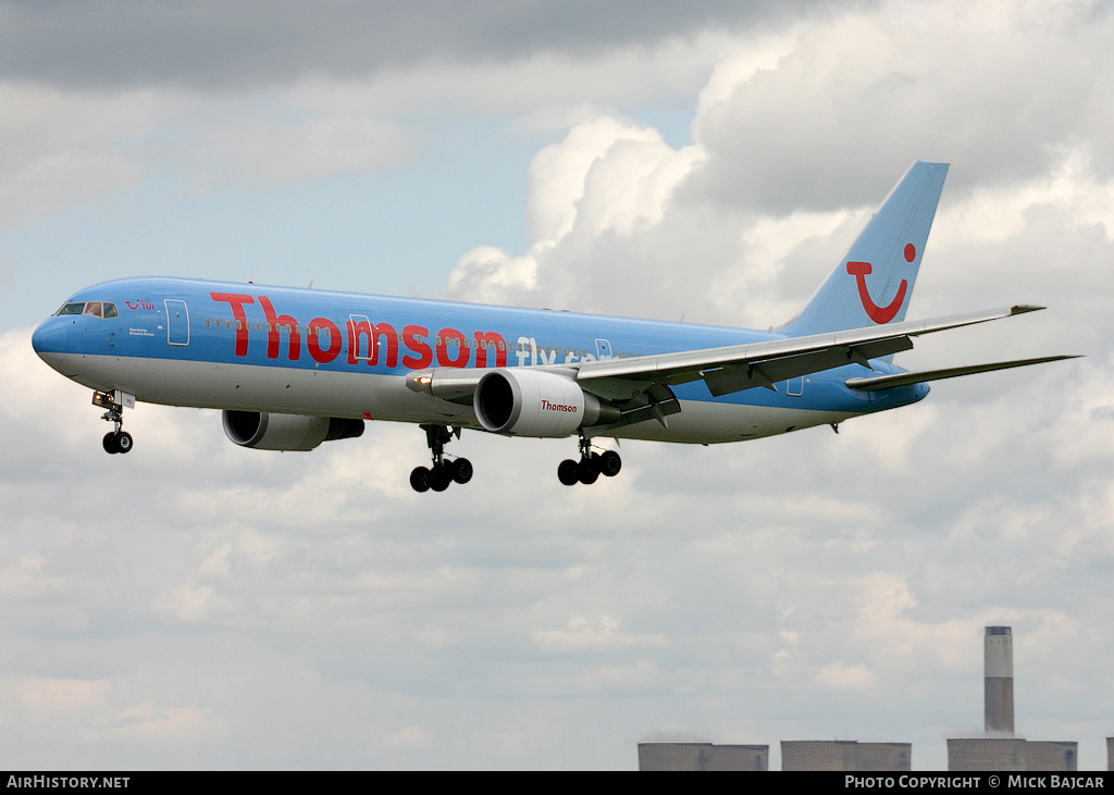 Aircraft Photo of G-OBYG | Boeing 767-304/ER | Thomsonfly | AirHistory.net #4673