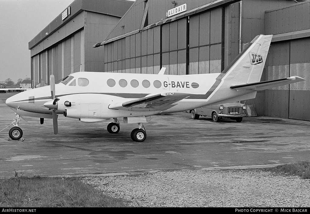Aircraft Photo of G-BAVE | Beech A100 King Air | JCB - J.C. Bamford Excavators | AirHistory.net #4688