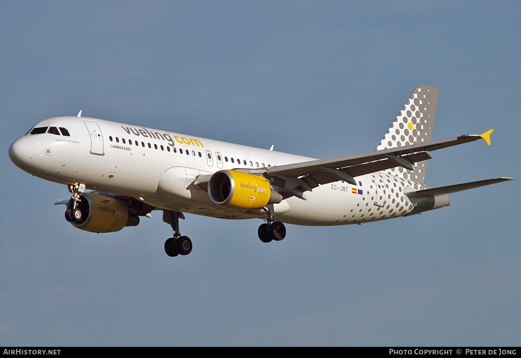 Aircraft Photo of EC-JNT | Airbus A320-214 | Vueling Airlines | AirHistory.net #5015