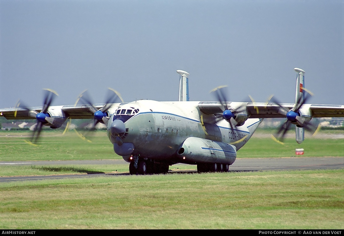 Aircraft Photo of CCCP-09303 | Antonov An-22A Antei | Aeroflot | AirHistory.net #5142