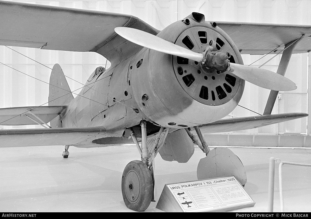 Aircraft Photo of 9 red | Polikarpov I-153 | Soviet Union - Air Force | AirHistory.net #5280