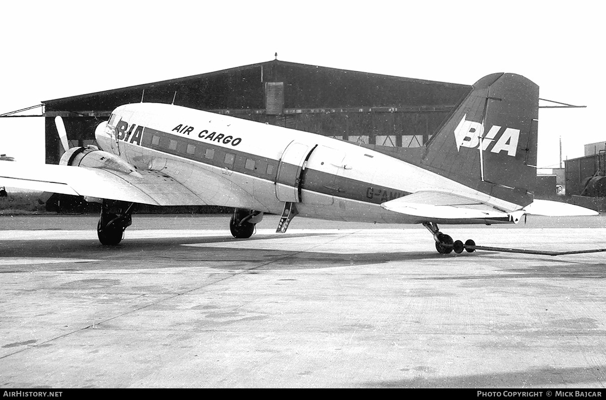 Aircraft Photo of G-AMHJ | Douglas C-47A Skytrain | British Island Airways - BIA Air Cargo | AirHistory.net #5293