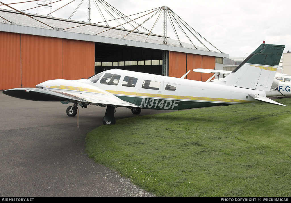 Aircraft Photo of N314DF | Piper PA-34-200T Seneca II | AirHistory.net #5298