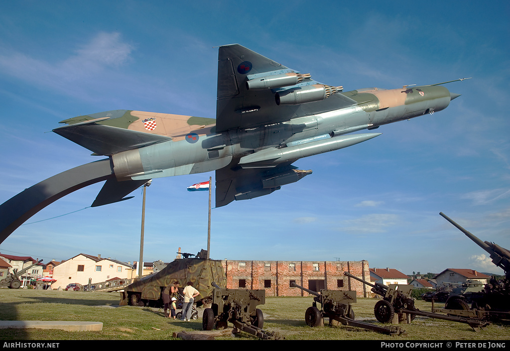 Aircraft Photo of 126 | Mikoyan-Gurevich MiG-21bis | Croatia - Air Force | AirHistory.net #5376