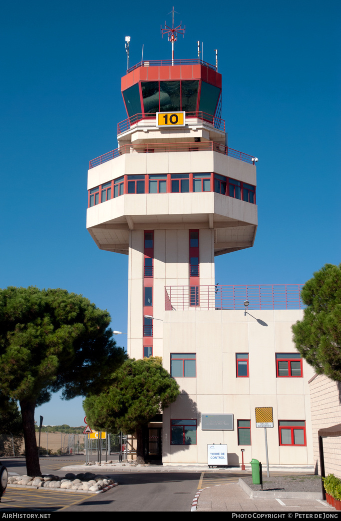 Airport photo of Madrid - Cuatro Vientos (LECU / LEVS) in Spain | AirHistory.net #5489