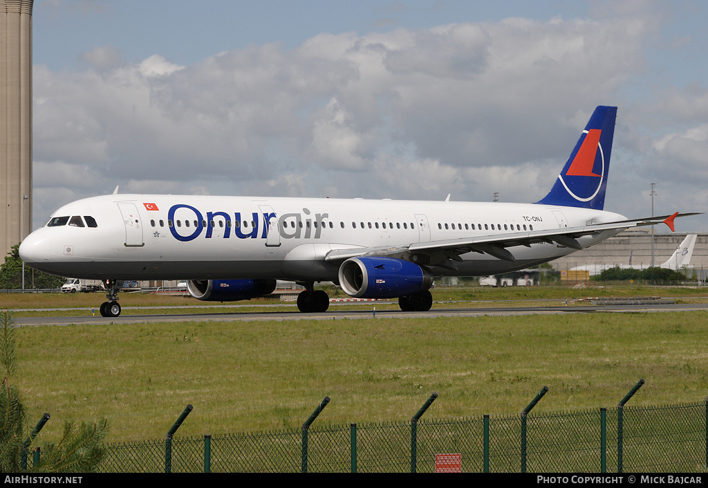 Aircraft Photo of TC-ONJ | Airbus A321-131 | Onur Air | AirHistory.net #5502