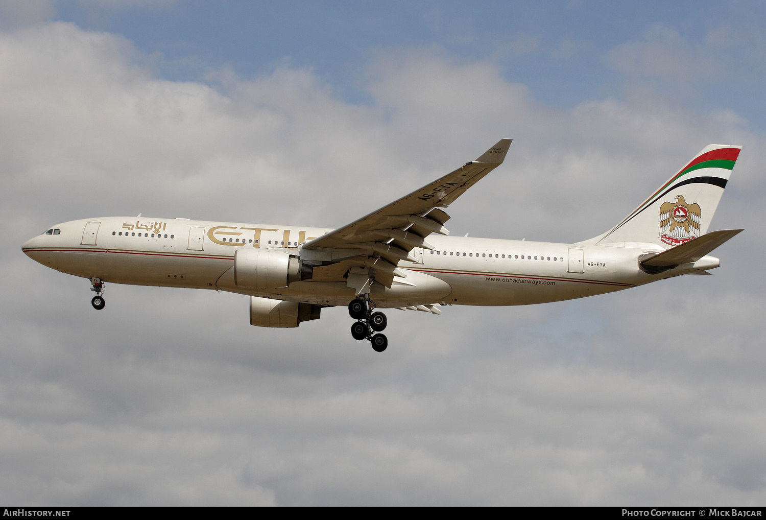Aircraft Photo of A6-EYA | Airbus A330-223 | Etihad Airways | AirHistory.net #5551