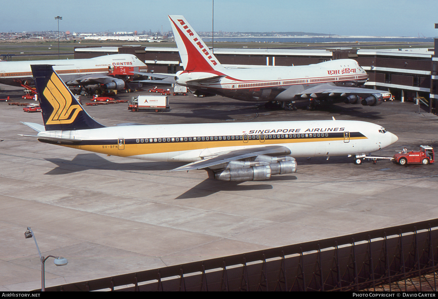 Aircraft Photo of 9V-BFN | Boeing 707-338C | Singapore Airlines | AirHistory.net #5657