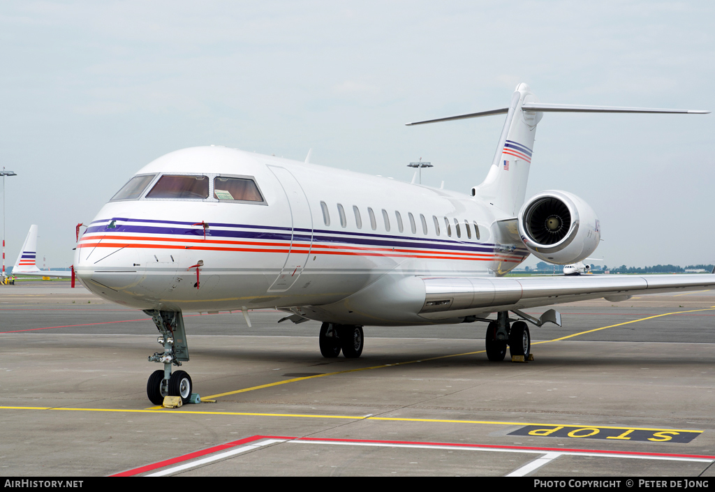 Aircraft Photo of N2FE | Bombardier Global Express (BD-700-1A10) | FedEx Express | AirHistory.net #5766