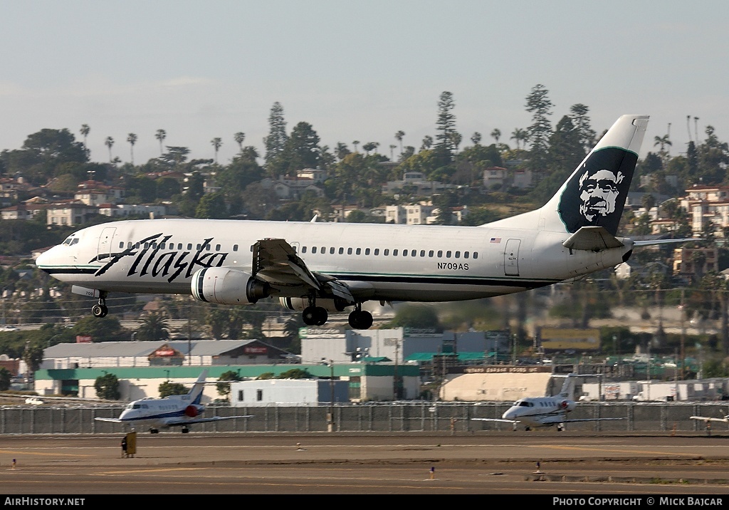 Aircraft Photo of N709AS | Boeing 737-490 | Alaska Airlines | AirHistory.net #5768