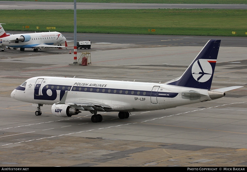 Aircraft Photo of SP-LDF | Embraer 170LR (ERJ-170-100LR) | LOT Polish Airlines - Polskie Linie Lotnicze | AirHistory.net #5783