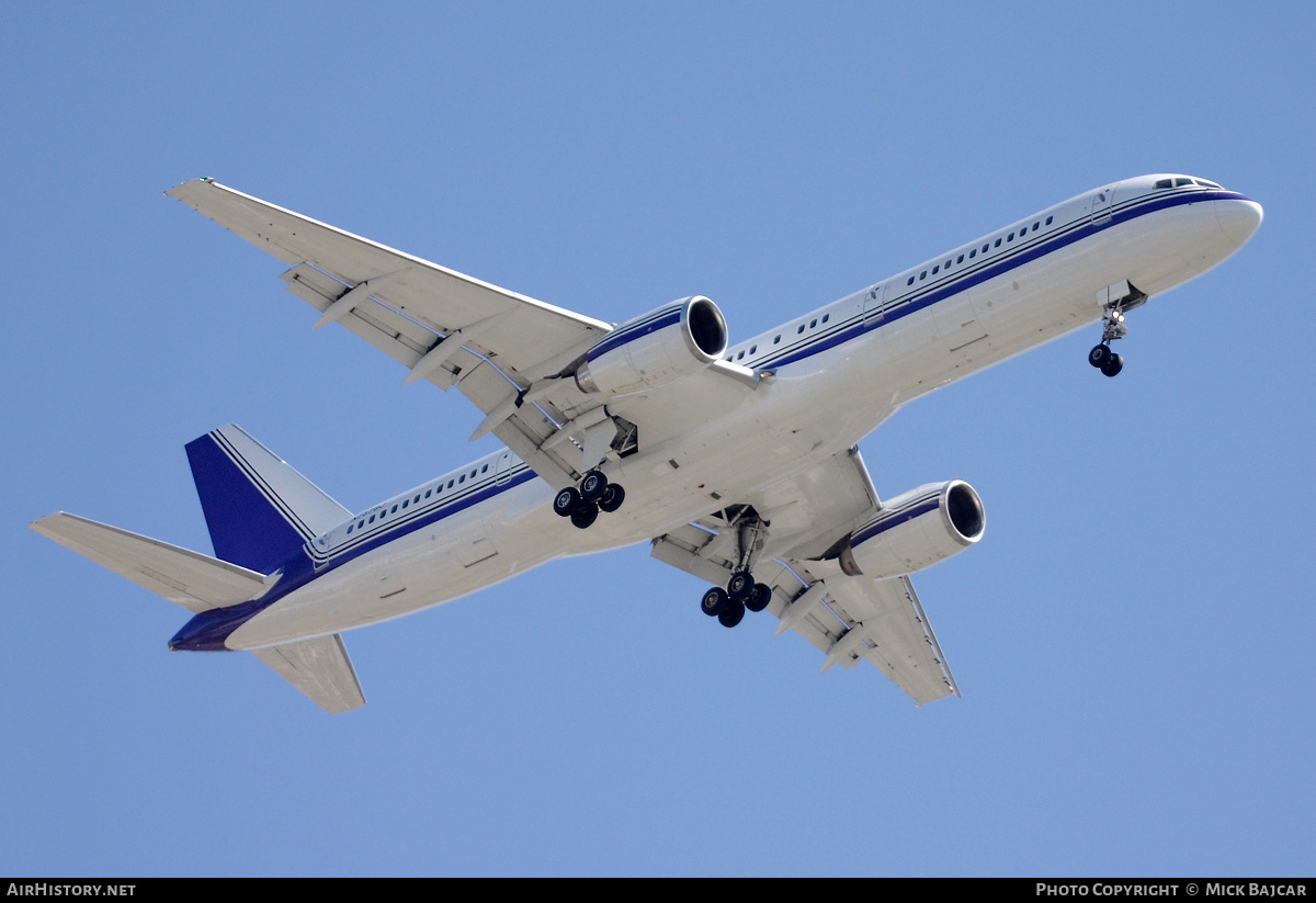 Aircraft Photo of N757BJ | Boeing 757-236 | AirHistory.net #5799